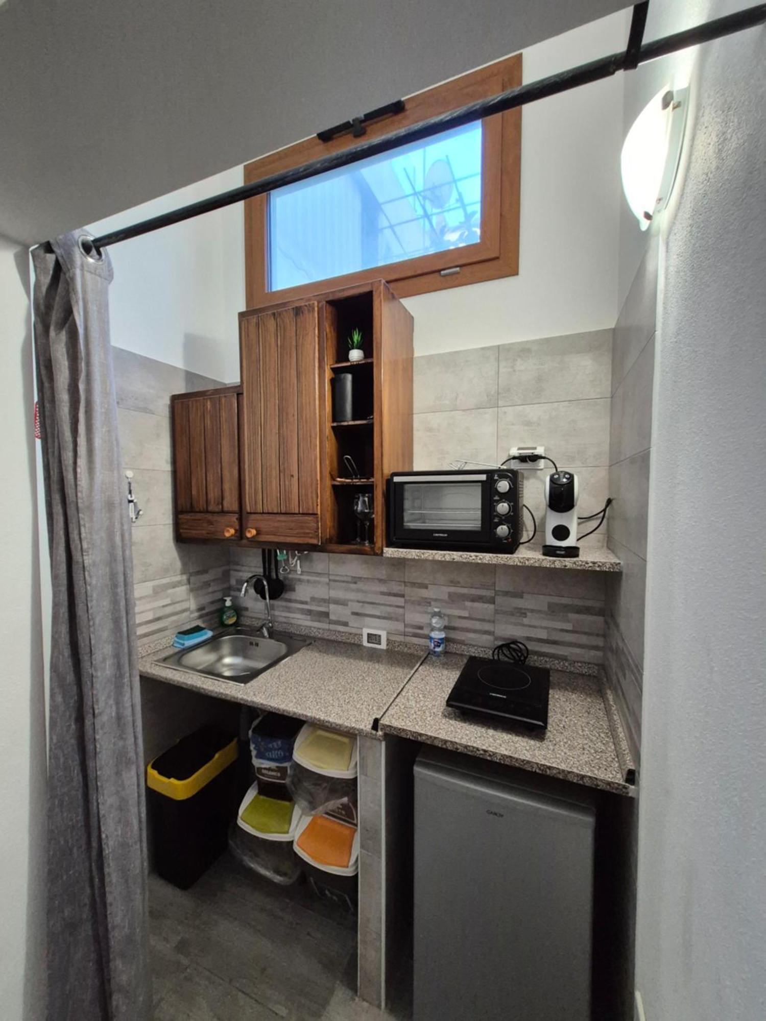 Casa Vacanza Monoboito Quartu SantʼElena Zewnętrze zdjęcie