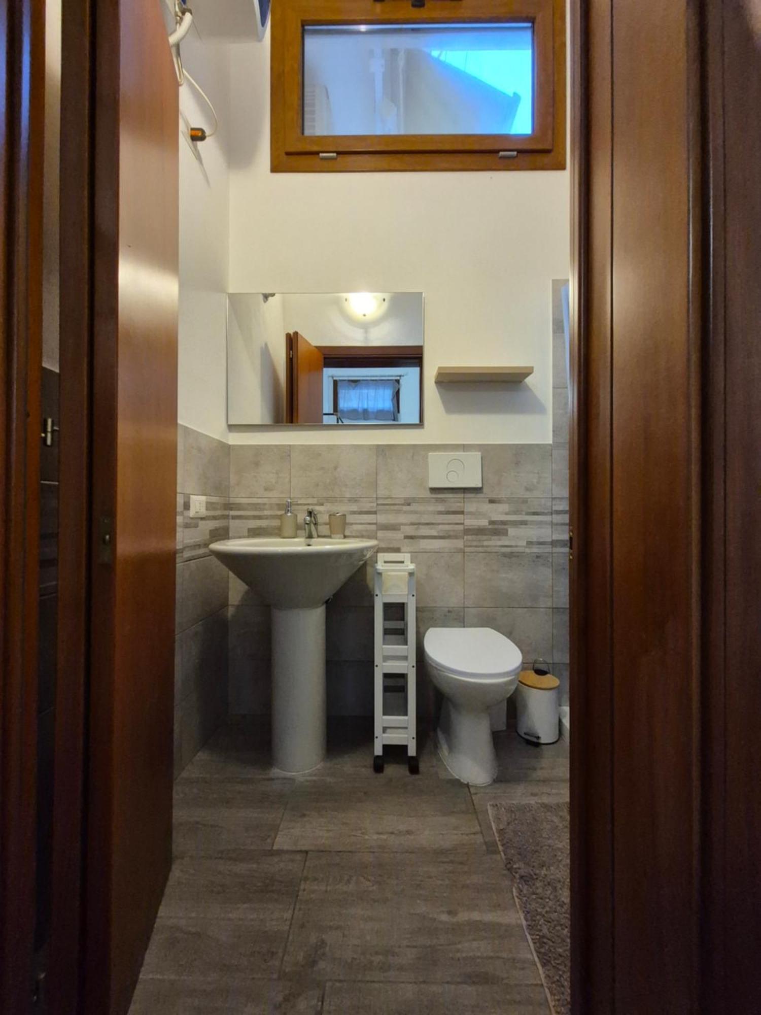 Casa Vacanza Monoboito Quartu SantʼElena Zewnętrze zdjęcie