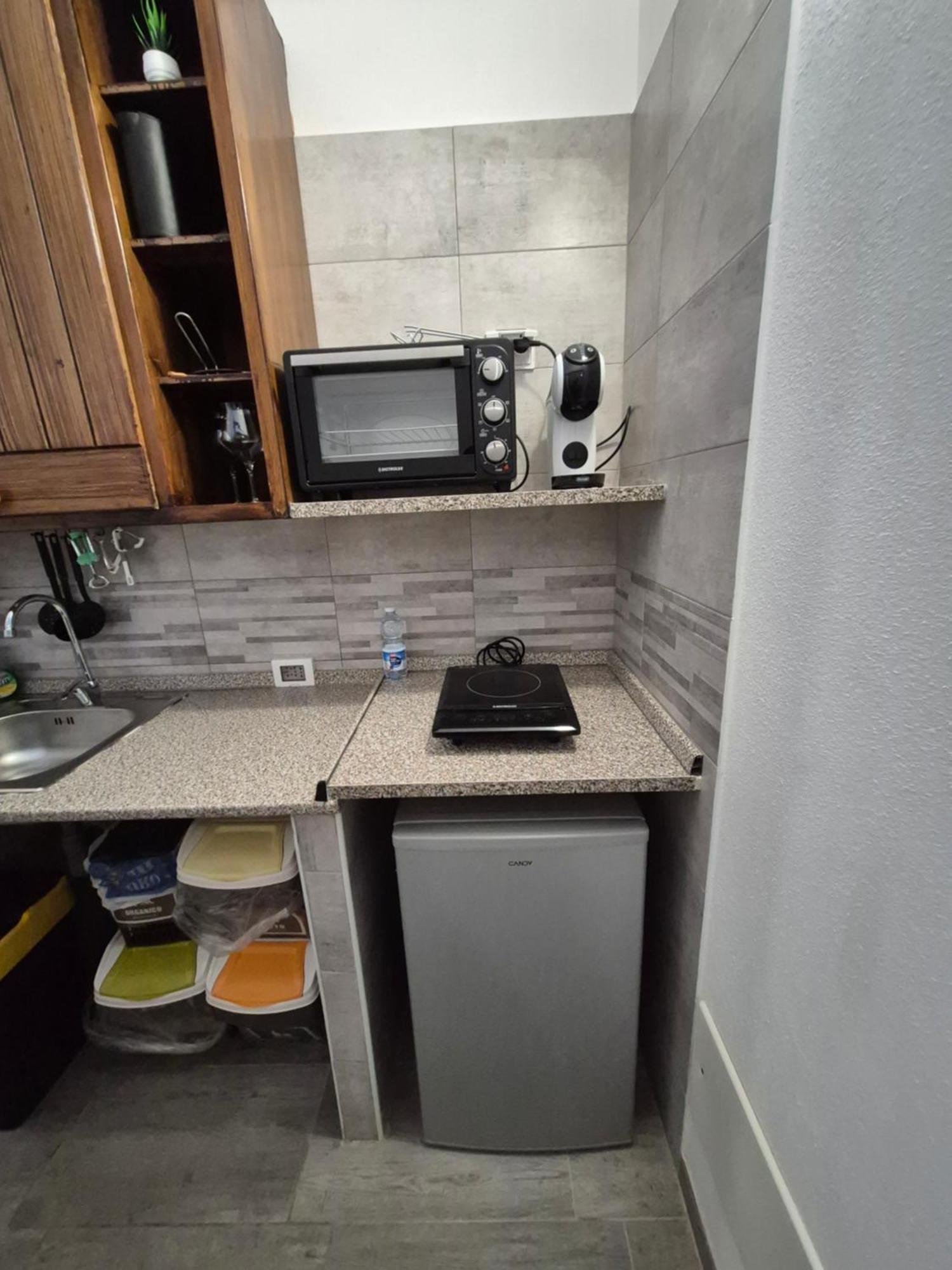 Casa Vacanza Monoboito Quartu SantʼElena Zewnętrze zdjęcie